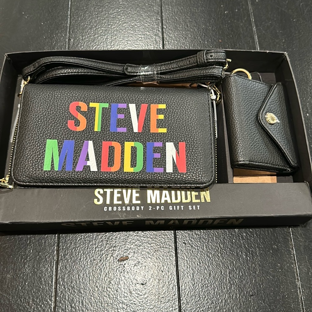 Steve Madden Black Crossbody 2-Pc Gift Set